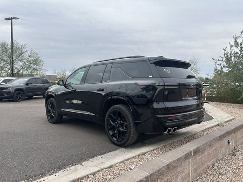 Used 2024 Chevrolet Traverse RS w/ LPO, Floor Liner Package image 5