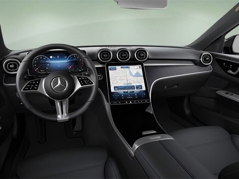 Used 2025 Mercedes-Benz C 300 Sedan image 38