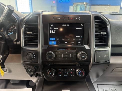 Used 2018 Ford F150 XLT w/ Equipment Group 302A Luxury AWD/4WD image 23