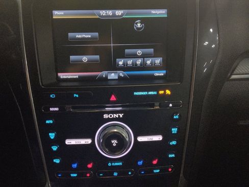 Used 2016 Ford Explorer Sport w/ Equipment Group 401A AWD/4WD image 25