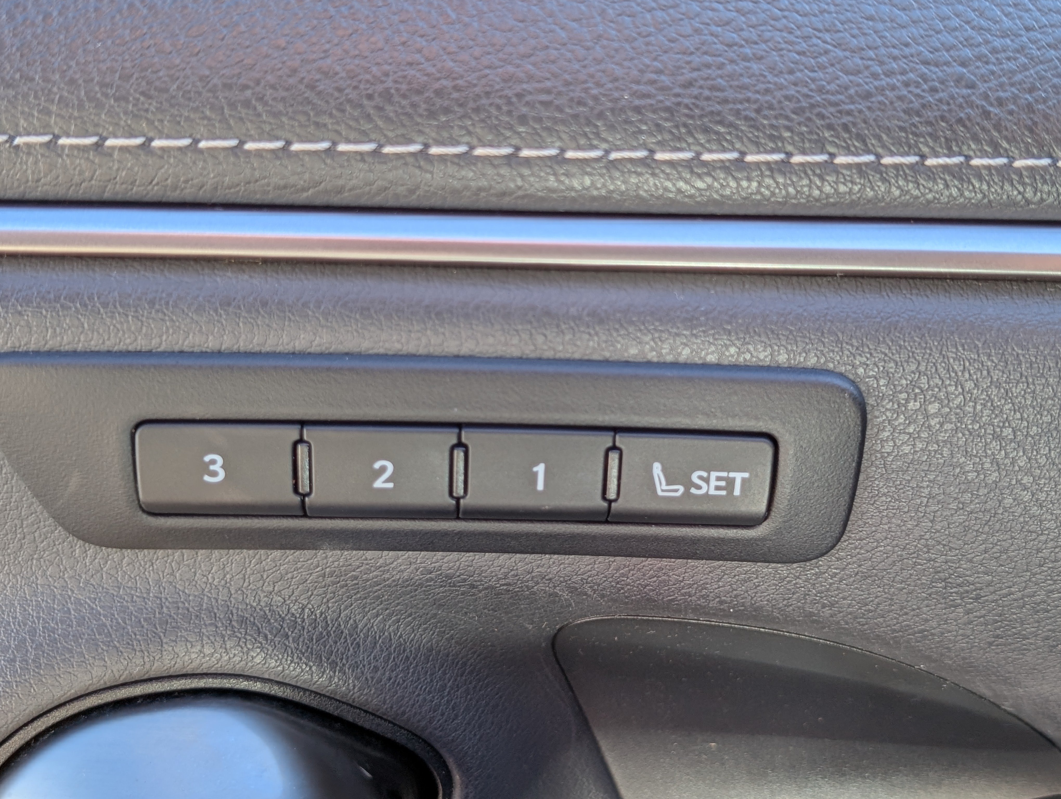 Used 2023 Lexus ES 350 w/ Premium Package FWD image 21