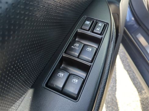 Used 2014 Subaru Outback 2.5i Limited image 16