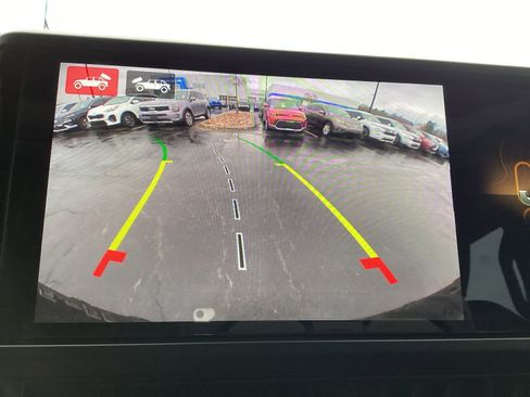 Used 2024 Jeep Wrangler Unlimited Rubicon 4xe image 17