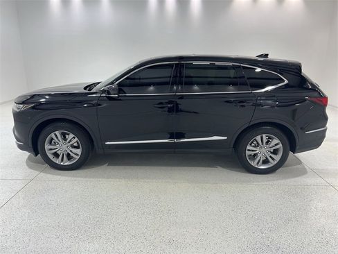 Used 2023 Acura MDX SH-AWD image 5