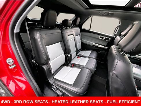 Used 2022 Ford Explorer XLT w/ Equipment Group 202A image 24