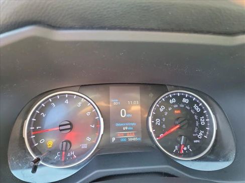 Used 2022 Toyota RAV4 LE AWD/4WD image 19