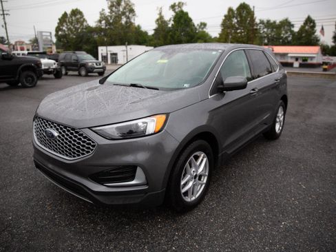 Used 2024 Ford Edge SEL image 7