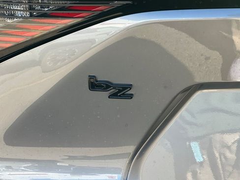 New 2026 Toyota bZ XLE Plus image 26