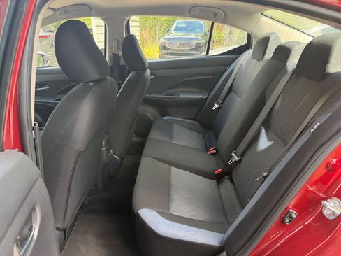 Used 2025 Nissan Versa SV FWD image 23