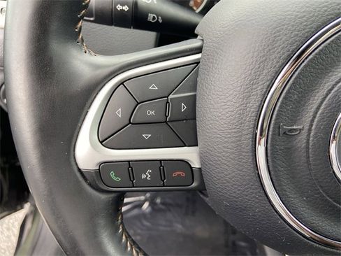 Used 2019 Jeep Compass Latitude image 23