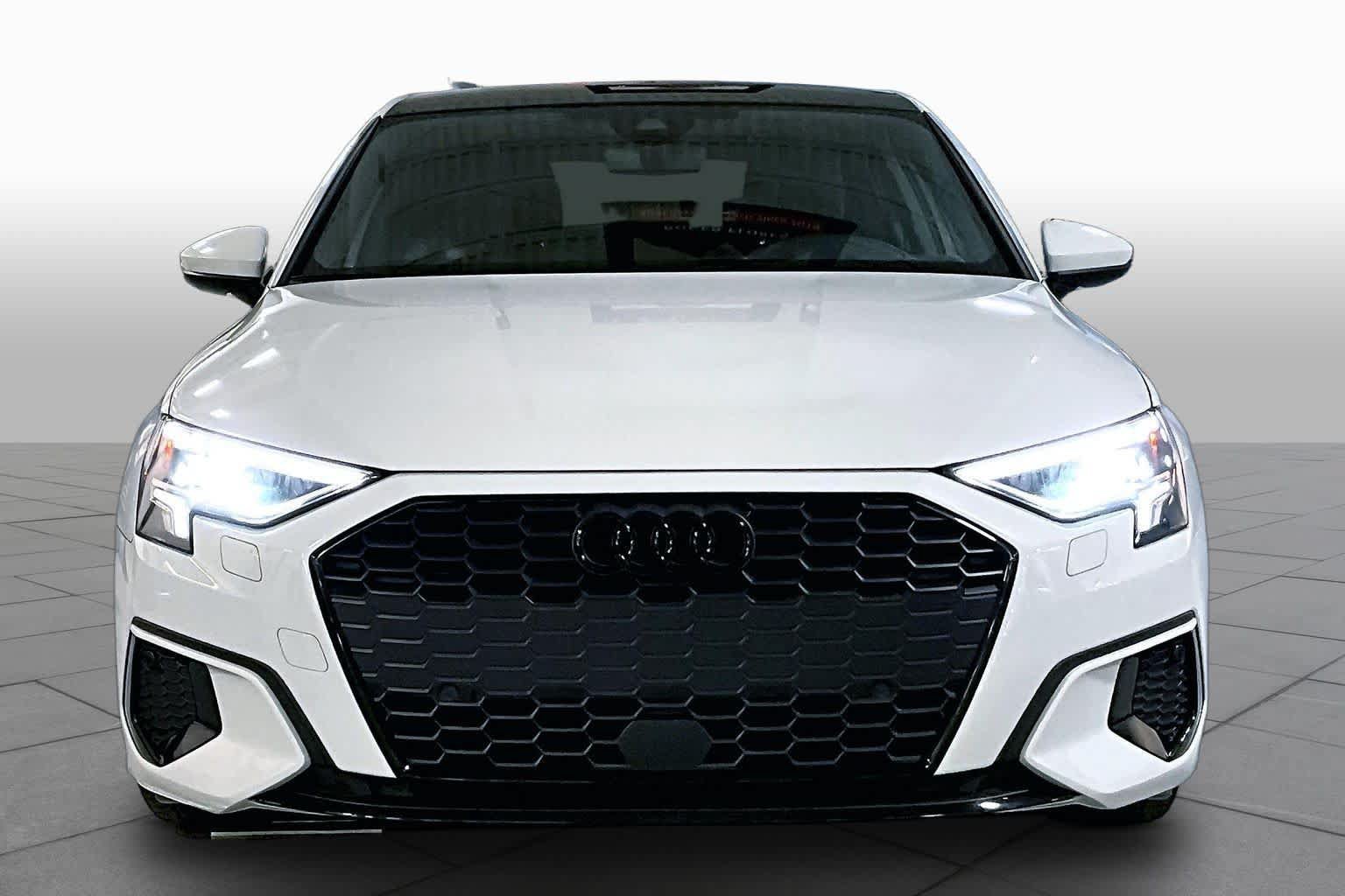 Used 2023 Audi A3 2.0T Premium Plus w/ Premium Plus Package FWD image 4