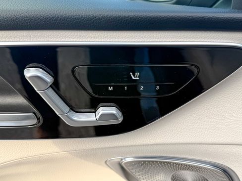 Used 2022 Mercedes-Benz C 300 4MATIC Sedan image 19