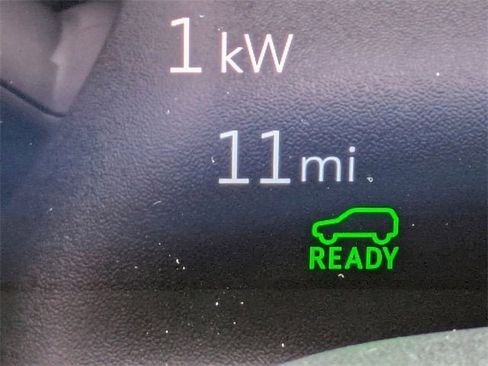 New 2026 Cadillac Optiq Sport 2 image 33