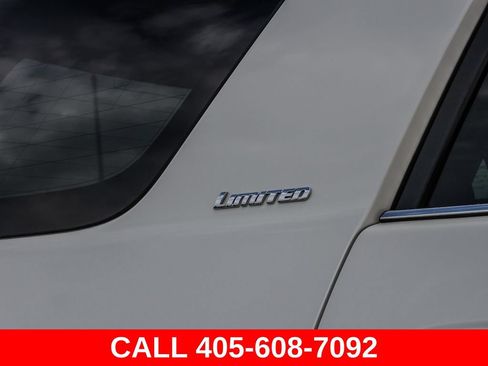 Used 2017 Toyota 4Runner Limited AWD/4WD image 11