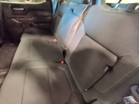 Used 2019 Chevrolet Silverado 1500 RST image 18