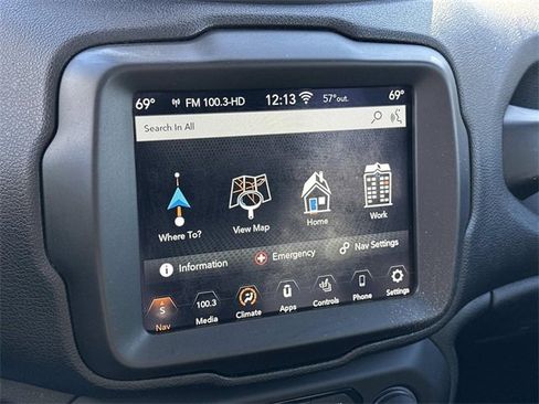 Used 2020 Jeep Renegade Limited w/ UConnect 8.4 Nav Group image 18