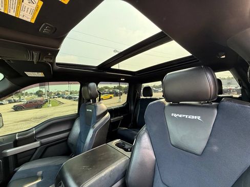 Used 2019 Ford F150 Raptor w/ Equipment Group 802A Luxury AWD/4WD image 14