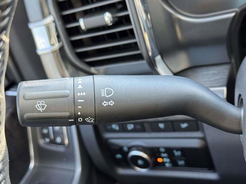 Used 2024 Ford F250 Lariat w/ Lariat Ultimate Package image 25