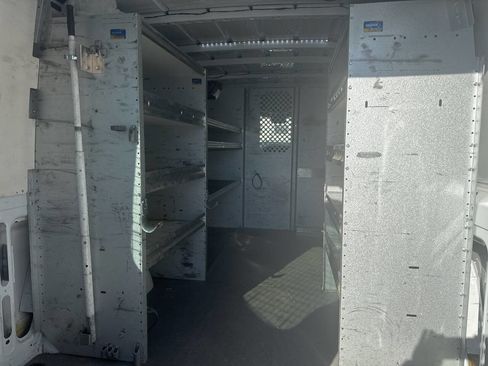 Used 2012 Mercedes-Benz Sprinter 2500 image 11