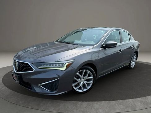 Used 2019 Acura ILX Sedan 4D image 3