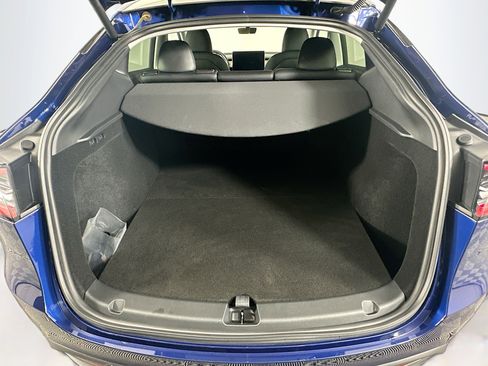 Used 2024 Tesla Model Y Long Range image 26