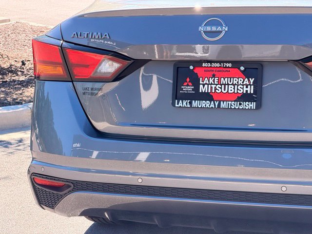 Used 2025 Nissan Altima 2.5 SV FWD image 11