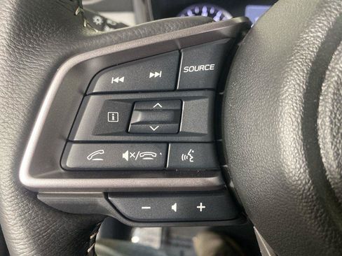 Used 2025 Subaru Outback Premium AWD/4WD image 25