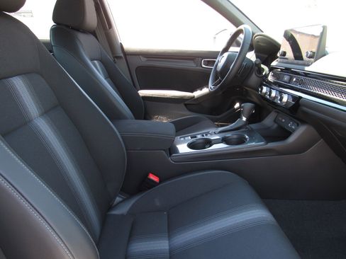 New 2026 Honda Civic Sport image 6