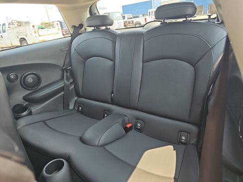 Used 2019 MINI Cooper S FWD image 13