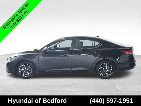 Used 2024 Nissan Sentra SV FWD image 38