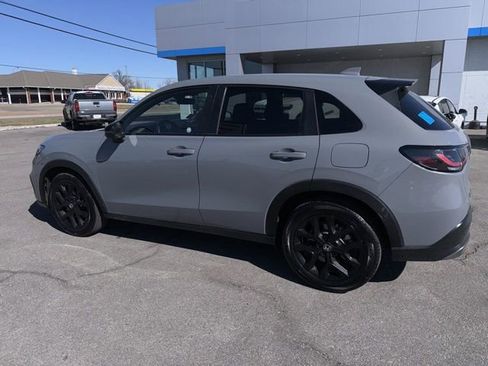 Used 2025 Honda HR-V Sport image 18