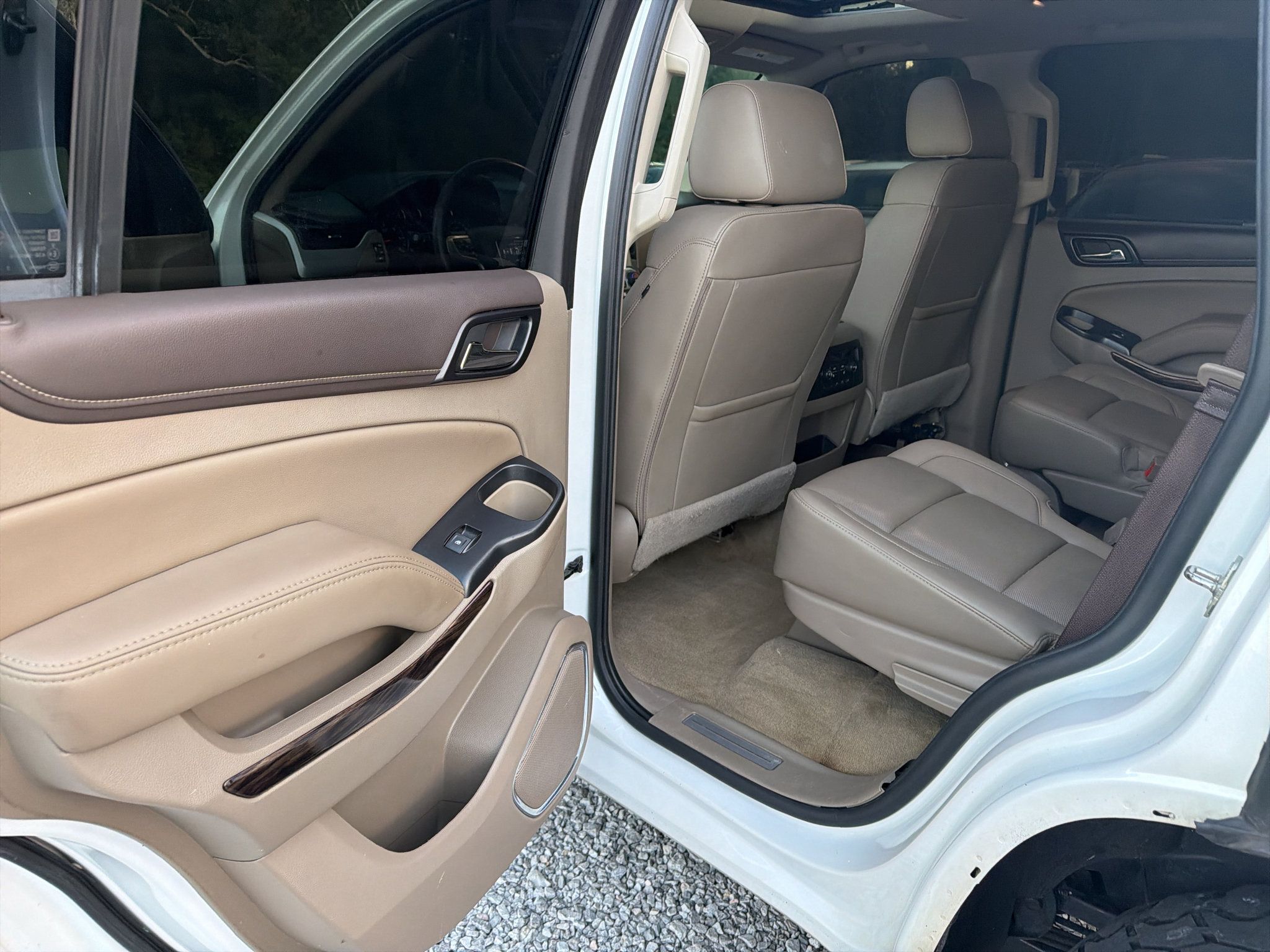 Used 2018 GMC Yukon SLT w/ Open Road Package RWD image 18