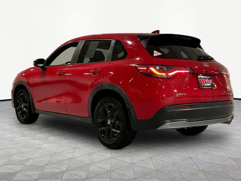 Used 2024 Honda HR-V Sport image 4