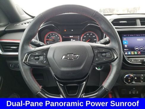 Used 2022 Chevrolet TrailBlazer RS w/ Sun and Liftgate Package image 14