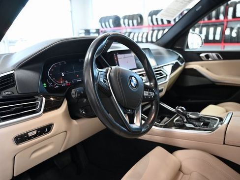 Used 2021 BMW X5 xDrive40i w/ Premium Package image 23