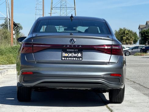 New 2026 Volkswagen Jetta Sport FWD image 5
