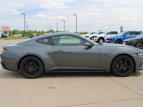 Used 2024 Ford Mustang Premium RWD image 4