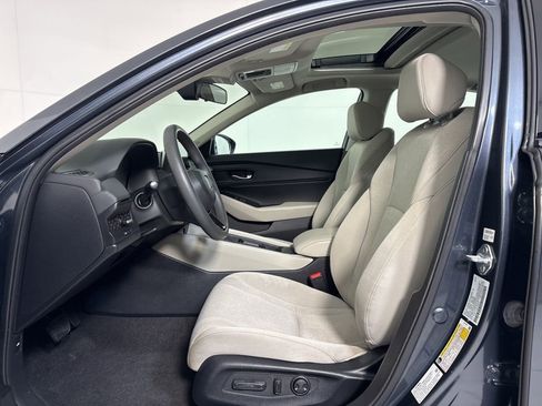 Used 2023 Honda Accord EX image 14