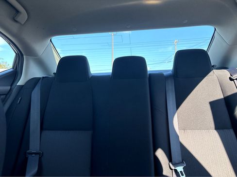 Used 2025 Nissan Sentra SV w/ All-Weather Package image 19