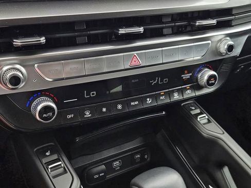 Used 2025 Kia Telluride S AWD/4WD image 20