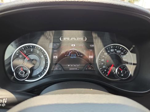 Used 2024 RAM 1500 Laramie AWD/4WD image 26