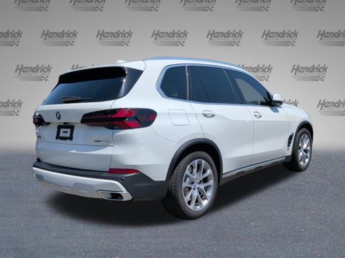 Certified 2026 BMW X5 xDrive50e w/ Executive Package AWD/4WD image 7