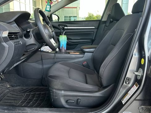 Used 2022 Nissan Altima 2.5 SV FWD image 22