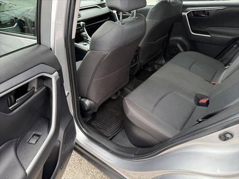 Certified 2025 Toyota RAV4 LE AWD/4WD image 16