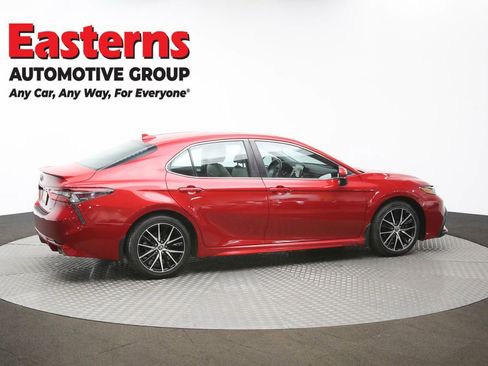 Used 2023 Toyota Camry SE w/ Cold Weather Package image 45