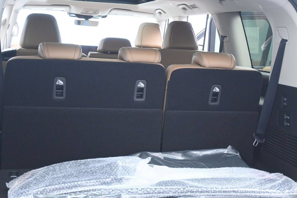 New 2027 INFINITI QX80 Luxe AWD/4WD image 23