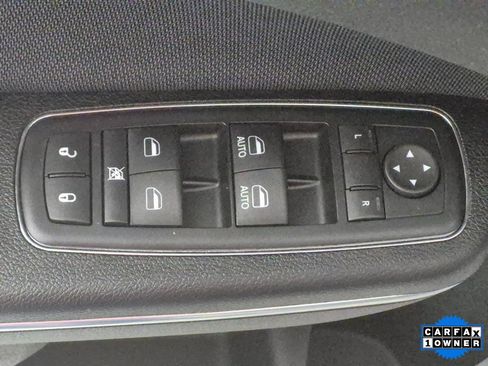 Used 2016 Dodge Charger SE image 14