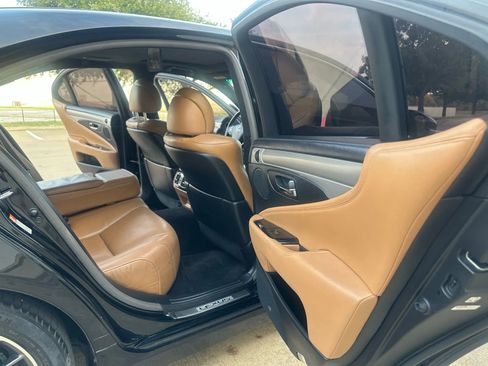 Used 2016 Lexus LS 460 image 22