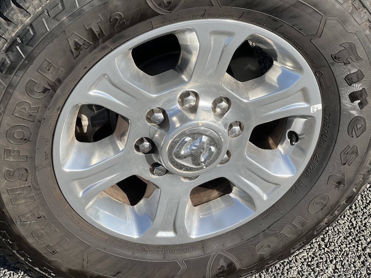 Used 2025 RAM 2500 Big Horn AWD/4WD image 18