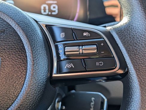 Used 2024 Kia Seltos LX image 27